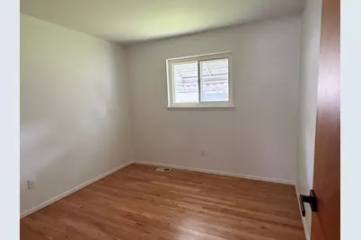 14165 Alexander, Livonia, MI 48154 - Photo 4