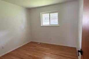 14165 Alexander, Livonia, MI 48154 - Photo 4