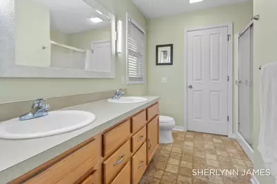3816 Ravinewood Circle SE, Grand Rapids, MI 49508 - Photo 20