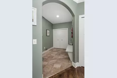 4790 Catalina Drive, Lake Orion, MI 48359 - Photo 6