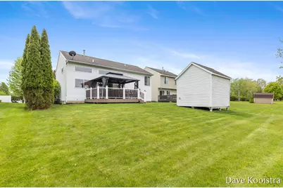 5757 E Grove Drive SE, Kentwood, MI 49512 - Photo 6