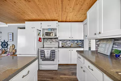 19380 E Chippewa Drive, Chippewa Lake, MI 49320 - Photo 12