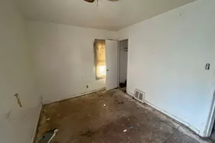 7839 Clayburn St, Detroit, MI 48228 - Photo 16