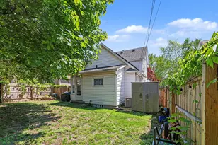 749 Lockwood St NE, Grand Rapids, MI 49503 - Photo 16
