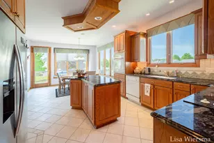 34 Regal Ct, Zeeland, MI 49464 - Photo 12