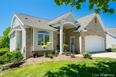34 Regal Court, Zeeland, MI 49464 - Photo 2