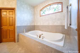 34 Regal Ct, Zeeland, MI 49464 - Photo 18