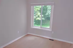 7023 Foxcreek Dr, Canton, MI 48187 - Photo 14