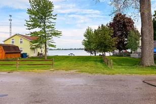 5175 Pleasant Valley Rd, Manitou Beach, MI 49253 - Photo 4