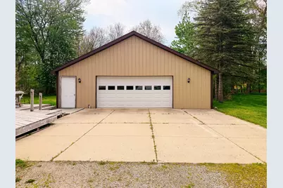 5175 Pleasant Valley Road, Manitou Beach, MI 49253 - Photo 18