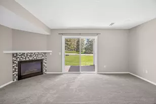 1606 Winter Creek Ct, Greenville, MI 48838 - Photo 12