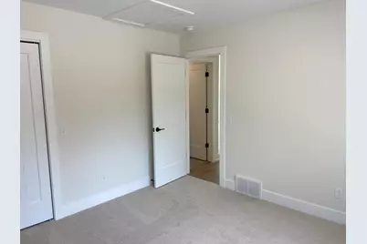 728 Violet Way, Saint Joseph, MI 49085 - Photo 12