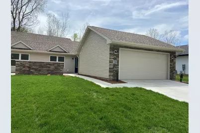 730 Violet Way, Saint Joseph, MI 49085 - Photo 2