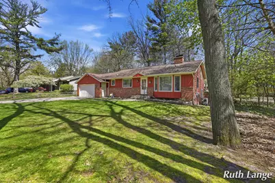 4738 Cranwood Avenue SW, Wyoming, MI 49509 - Photo 2