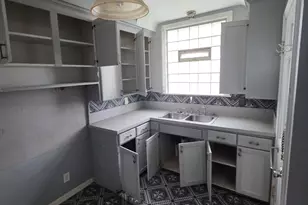 17251 Fielding St, Detroit, MI 48219 - Photo 8