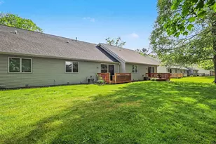321 Nestlewood Dr, Holland, MI 49424 - Photo 24