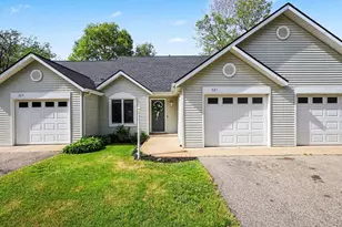 321 Nestlewood Dr, Holland, MI 49424 - Photo 4
