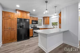 6 N Park St NE, Cedar Springs, MI 49319 - Photo 6