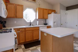 53322 Rolling Meadow Blvd, Paw Paw, MI 49079 - Photo 10