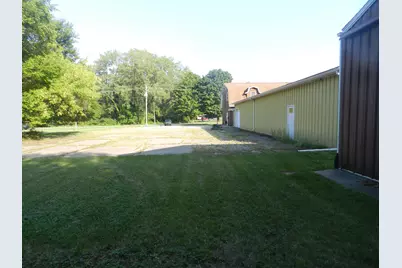 100 Industrial Park Road, Bangor, MI 49013 - Photo 38