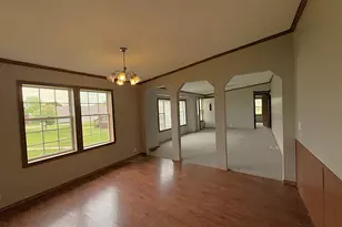 388 Laurel Dr, Monroe, MI 48161 - Photo 4