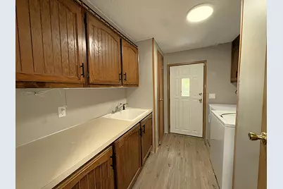388 Laurel Drive, Monroe, MI 48161 - Photo 10