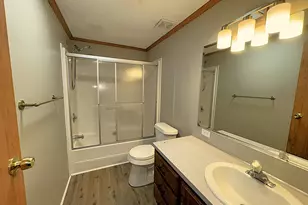 388 Laurel Dr, Monroe, MI 48161 - Photo 16