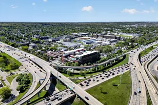 600 Broadway Ave NW, Grand Rapids, MI 49504 - Photo 58
