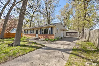 2203 Lacrosse Street SW, Wyoming, MI 49519 - Photo 2