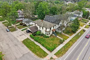 403 Maple St, Big Rapids, MI 49307 - Photo 6