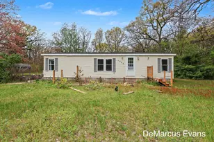 1575 S Brooks Rd, Muskegon, MI 49442 - Photo 2