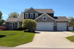 12961 Sweetbriar Dr, Grand Haven, MI 49417 - Photo 1