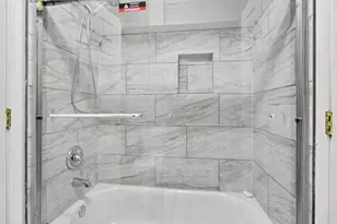 5026 Arbor Valley Ln, Ann Arbor, MI 48105 - Photo 22