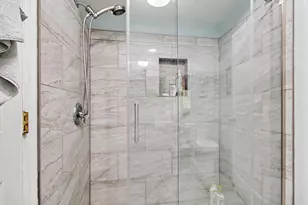 5026 Arbor Valley Ln, Ann Arbor, MI 48105 - Photo 36