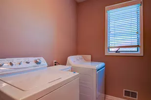 146 Summerfield Ct SW, Grandville, MI 49418 - Photo 18