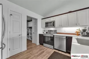 1837 Willow Creek, Lansing, MI 48917 - Photo 10