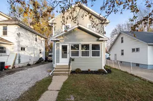 317 Orange St, Jackson, MI 49202 - Photo 2