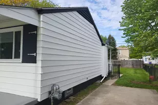 3622 19th St, Wyandotte, MI 48192 - Photo 16