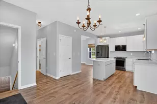 447 Oakwood Dr, Charlotte, MI 48813 - Photo 14