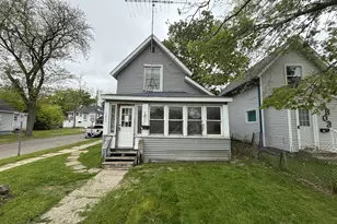 1801 S Washington Ave, Lansing, MI 48910 - Photo 1