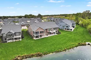 4726 W Wind Dr, Holland, MI 49423 - Photo 42