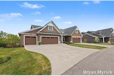 4726 West Wind Drive, Holland, MI 49423 - Photo 2