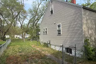 2229 McIlwraith St, Muskegon Heights, MI 49444 - Photo 4
