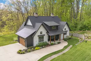 70037 Winding Pines Pkwy, Niles, MI 49120 - Photo 2