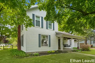 407 S Lincoln St, Portland, MI 48875 - Photo 2