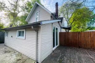 412 Quarry St, Jackson, MI 49201 - Photo 10