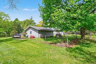 165 East Ave, Grass Lake, MI 49240 - Photo 24