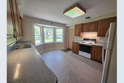 4029 Lakeside Drive, Kalamazoo, MI 49008 - Photo 8