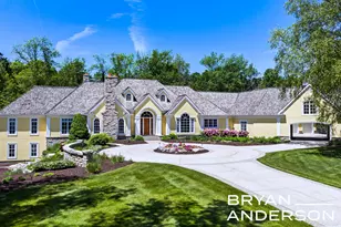 6029 Hillsborough Ct SW, Grandville, MI 49418 - Photo 2