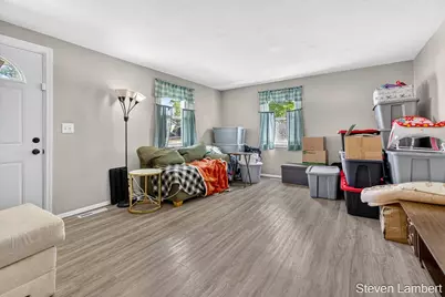 1028 S Hayes Street, Hastings, MI 49058 - Photo 4